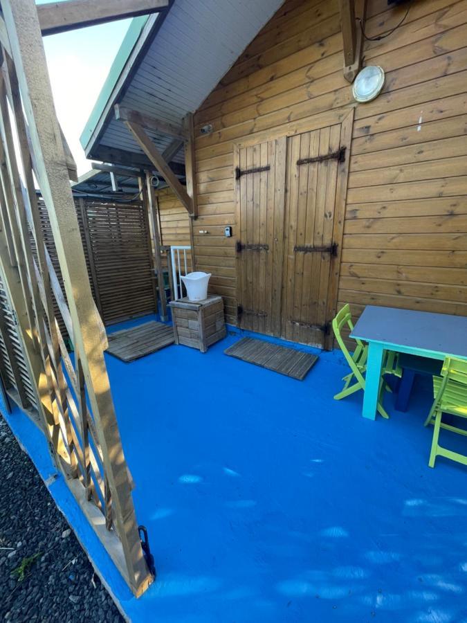 2 Bungalows Au Bord De La Plage De Montal A Moule Loues Individuellement Ou Ensemble Ле-Муль Экстерьер фото