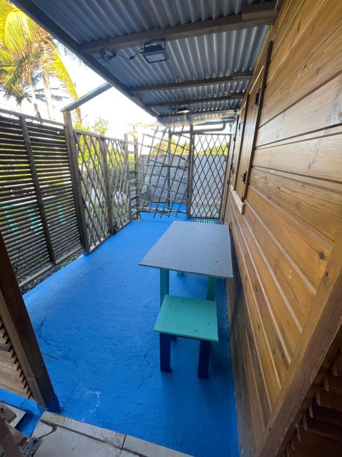 2 Bungalows Au Bord De La Plage De Montal A Moule Loues Individuellement Ou Ensemble Ле-Муль Экстерьер фото